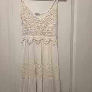 Elegant White Lace Dress